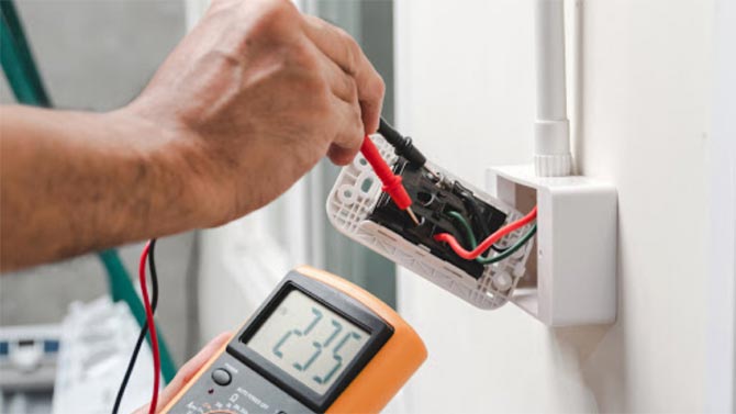 The Benefits of Contacting an Emergency Electrician Edinburgh - The HubEngine