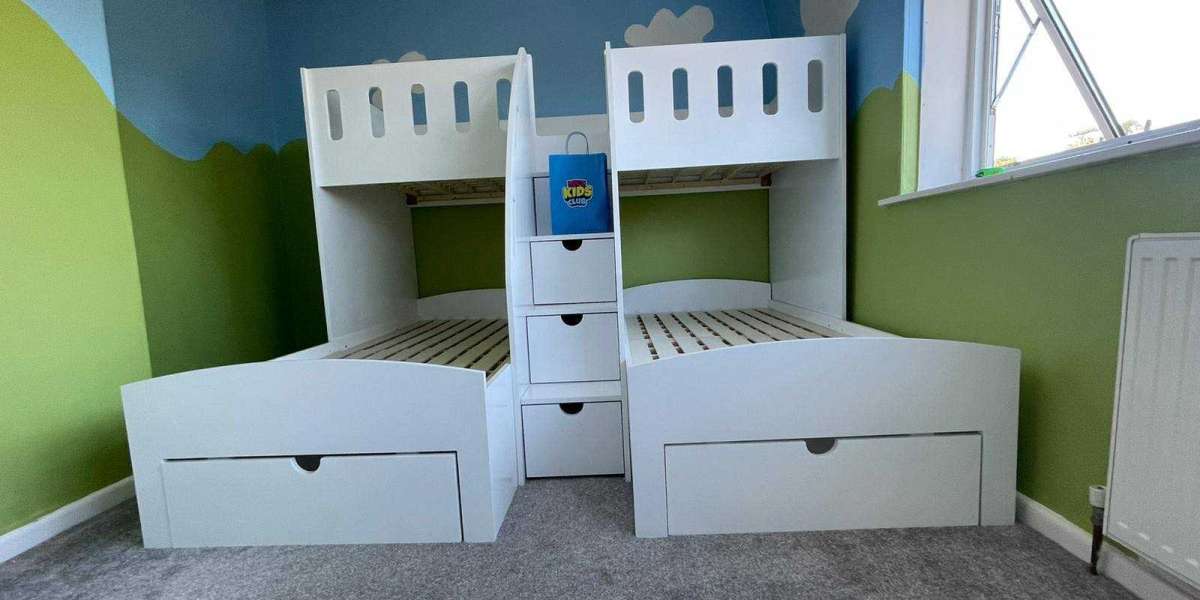 How to Make Custom Bunk Beds With Stairs