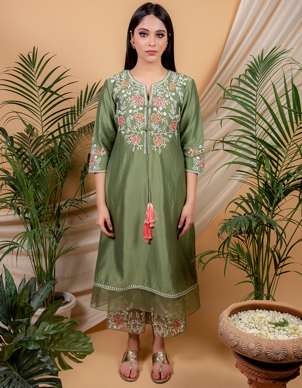 Green chanderi silk kurta with palazzo - Set of 2 | Priya Chaudhary