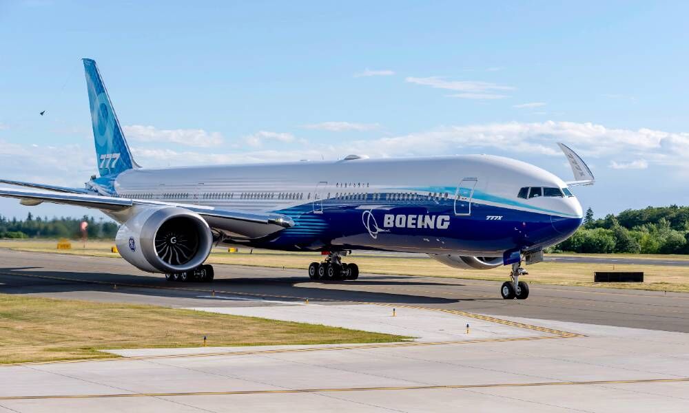 Boeing Q4 revenue drops 3% to $14.8bn