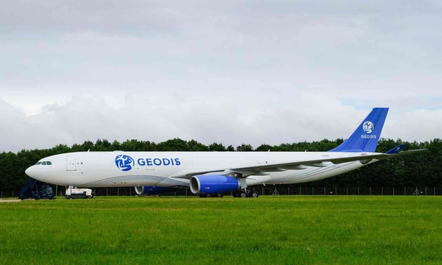 GEODIS awards five-year cargo handling contract to Menzies Aviation